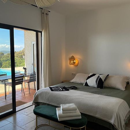Maison Lumio Лес-Иссамбр Экстерьер фото